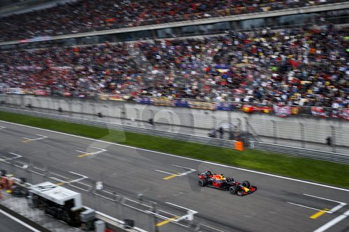 Motorsports: FIA Formula One World Championship 2019, Grand Prix of China