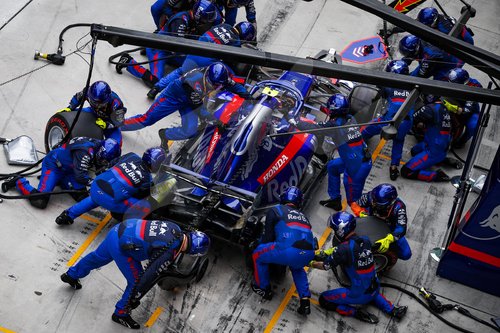Motorsports: FIA Formula One World Championship 2019, Grand Prix of China