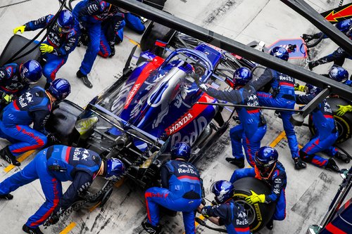 Motorsports: FIA Formula One World Championship 2019, Grand Prix of China