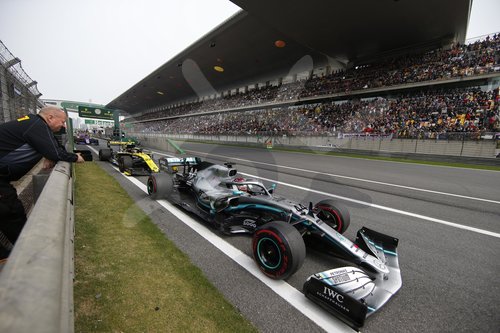 Motorsports: FIA Formula One World Championship 2019, Grand Prix of China