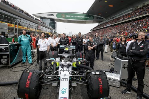 Motorsports: FIA Formula One World Championship 2019, Grand Prix of China