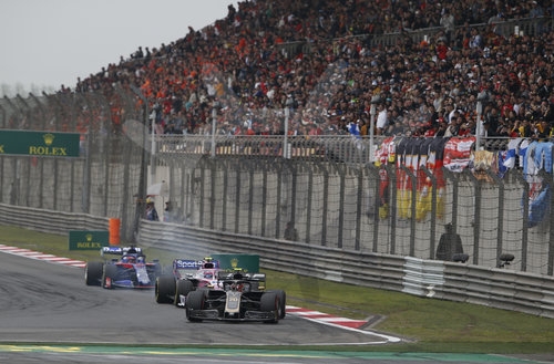 Motorsports: FIA Formula One World Championship 2019, Grand Prix of China