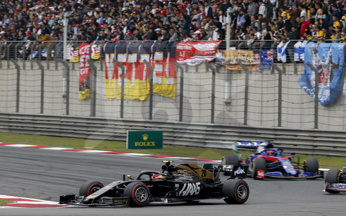 Motorsports: FIA Formula One World Championship 2019, Grand Prix of China