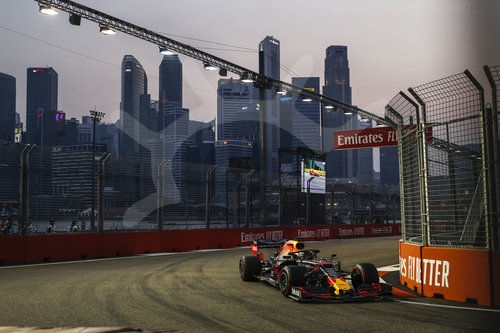 Motorsports: FIA Formula One World Championship 2019, Grand Prix of Singapore