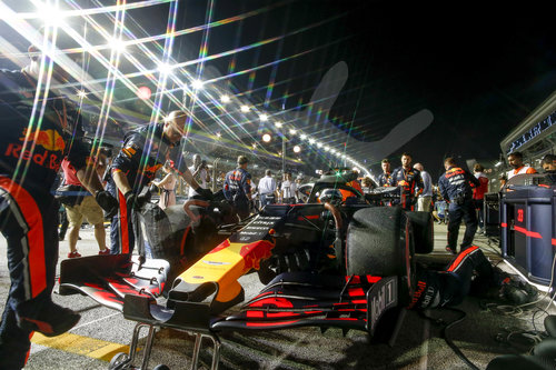 Motorsports: FIA Formula One World Championship 2019, Grand Prix of Singapore